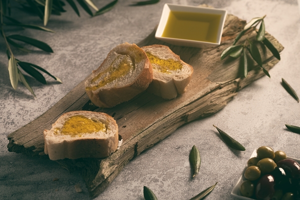 6 Tipps, wie du gutes Olivenöl beim Einkauf erkennst